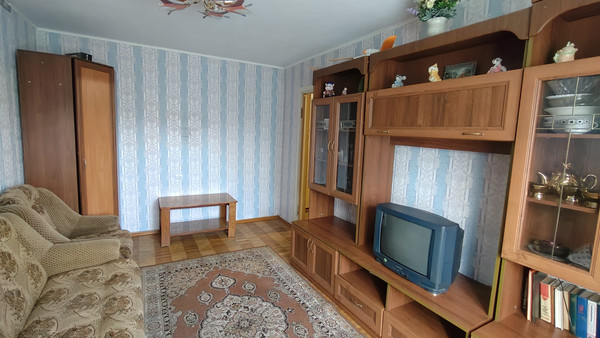 Продам двухкомнатную (2-комн.) квартиру, Чкалова ул, 2, Черняховск г
