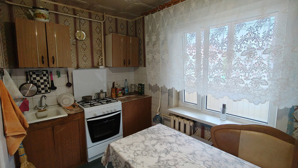 Продам двухкомнатную (2-комн.) квартиру, Чкалова ул, 2, Черняховск г