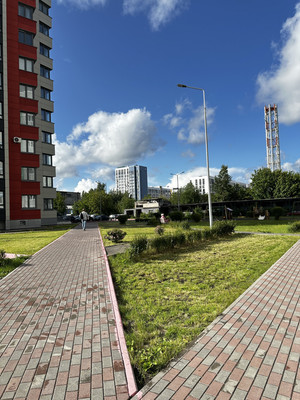 Продам трехкомнатную (3-комн.) квартиру, им.О.Н.Строкина ул, 8, Брянск г