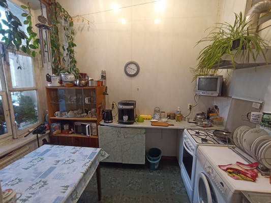 Сдам комнату в 7-комн. квартире, Съезжинская ул, 32, Санкт-Петербург г