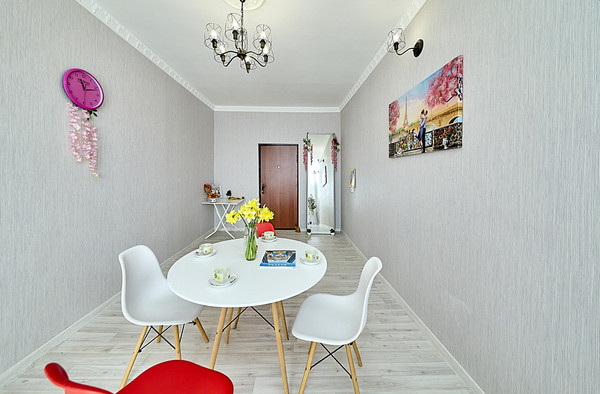 Продам комнату в 7-комн. квартире, Курляндская ул, 32, Санкт-Петербург г