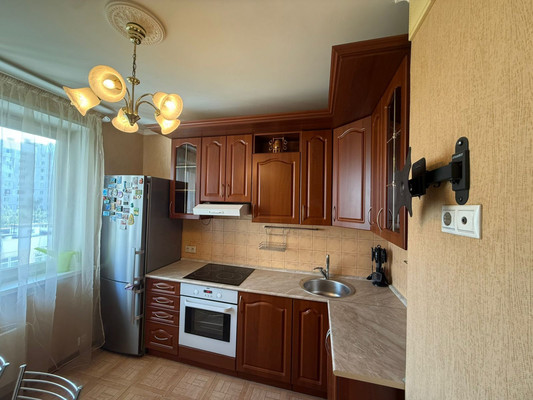 Продам однокомнатную (1-комн.) квартиру, Маршала Полубоярова ул, 24к1, Москва г