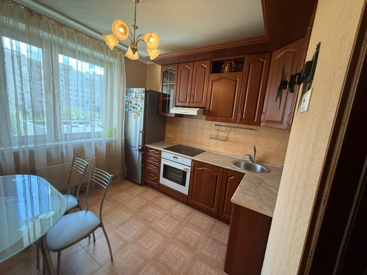 Продам однокомнатную (1-комн.) квартиру, Маршала Полубоярова ул, 24к1, Москва г