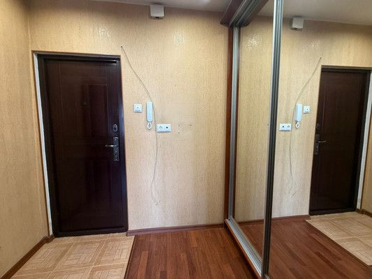 Продам однокомнатную (1-комн.) квартиру, Маршала Полубоярова ул, 24к1, Москва г