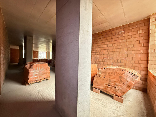 Продам трехкомнатную (3-комн.) квартиру, Тарчокова ул, 58кв, Нальчик г