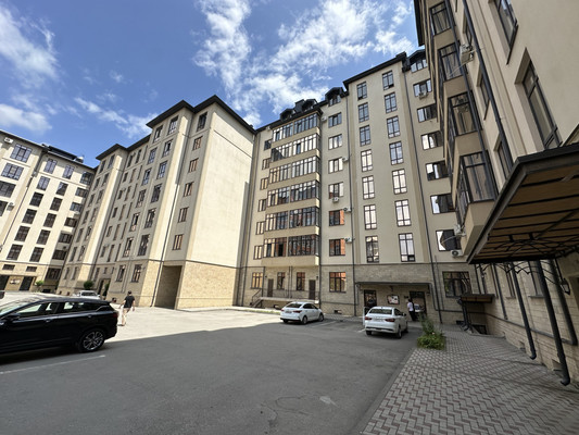 Продам двухкомнатную (2-комн.) квартиру, Чернышевского ул, 201кг, Нальчик г