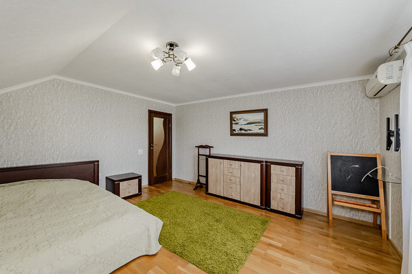Продам дом, Средняя ул, Краснодар г, 0 км от города
