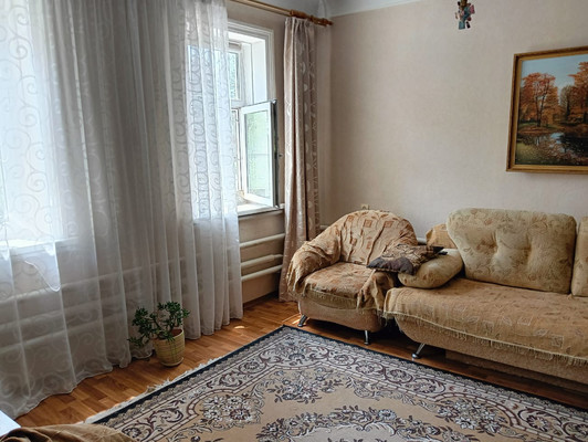 Продам трехкомнатную (3-комн.) квартиру, Трудящихся ул, 148, Ростов-на-Дону г