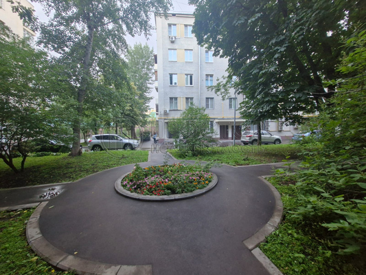 Продам двухкомнатную (2-комн.) квартиру, Орлово-Давыдовский пер, 2/5к1, Москва г
