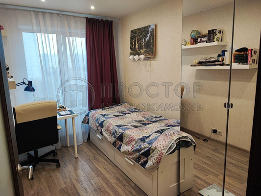 Продам многокомнатную квартиру, Ставропольская ул, 58к2, Москва г
