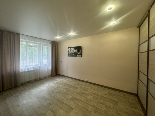 Продам двухкомнатную (2-комн.) квартиру, Текстильщиков пр-кт, 40, Иваново г
