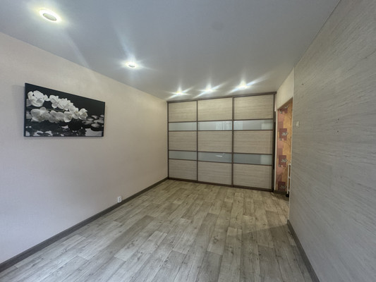 Продам двухкомнатную (2-комн.) квартиру, Текстильщиков пр-кт, 40, Иваново г