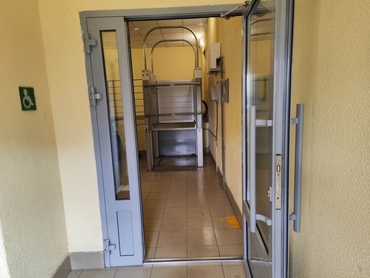 Продам двухкомнатную (2-комн.) квартиру, Королёва пр-кт, 64к2, Санкт-Петербург г