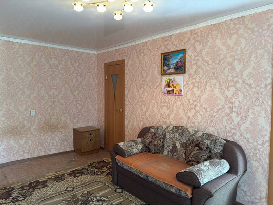 Продам двухкомнатную (2-комн.) квартиру, Рокоссовского ул, 31, Ишим г