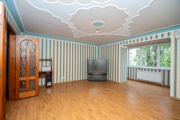 Продам двухкомнатную (2-комн.) квартиру, Победы б-р, 43, Воронеж г