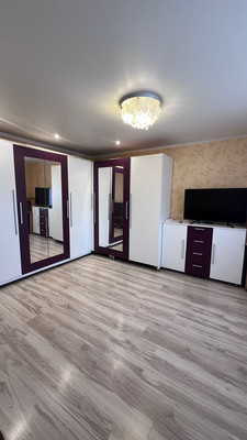 Продам однокомнатную (1-комн.) квартиру, Чувашская ул, 2, Калининград г