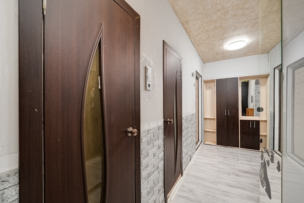 Продам трехкомнатную (3-комн.) квартиру, Лукинская ул, 5, Москва г