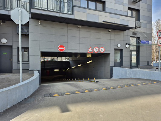 Продам машиноместо 13,3 м2, Годовикова ул, 10, Москва г