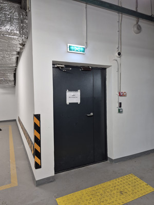 Продам машиноместо 13,3 м2, Годовикова ул, 10, Москва г