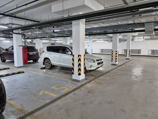 Продам машиноместо 13,3 м2, Годовикова ул, 10, Москва г