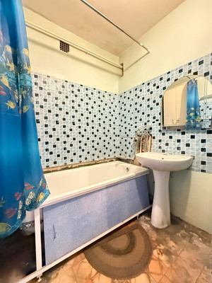 Продам двухкомнатную (2-комн.) квартиру, Шогенова ул, 6, Нальчик г