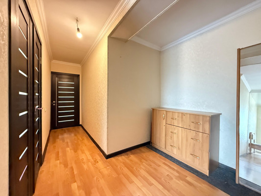 Продам двухкомнатную (2-комн.) квартиру, Шогенова ул, 6, Нальчик г