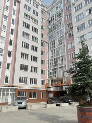 Продам однокомнатную (1-комн.) квартиру, Атажукина ул, 12кА, Нальчик г