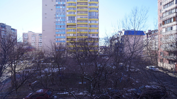 Продам двухкомнатную (2-комн.) квартиру, Чехова ул, 83к1, Ставрополь г