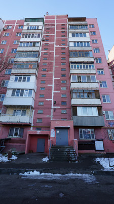 Продам двухкомнатную (2-комн.) квартиру, Чехова ул, 83к1, Ставрополь г
