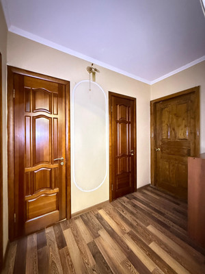 Продам трехкомнатную (3-комн.) квартиру, Эльбрусская ул, 19Б, Нальчик г