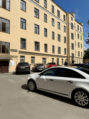 Сдам трехкомнатную (3-комн.) квартиру, Ватутина ул, 8Дк7, Санкт-Петербург г