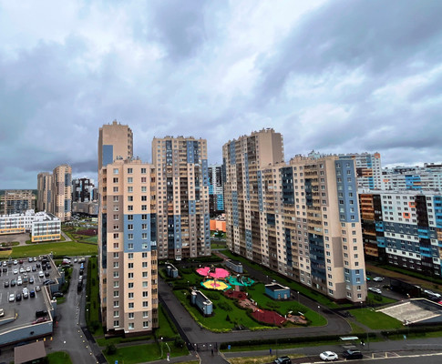 Продам двухкомнатную (2-комн.) квартиру, Плесецкая ул, 10, Санкт-Петербург г