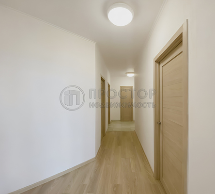 Продам трехкомнатную (3-комн.) квартиру, Утренняя ул, 20А, Москва г