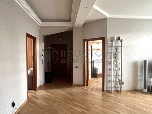 Продам многокомнатную квартиру, Ленинградское ш, 13к1, Москва г