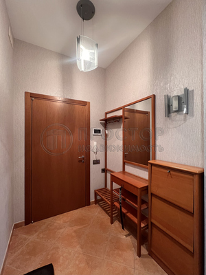 Продам многокомнатную квартиру, Ленинградское ш, 13к1, Москва г