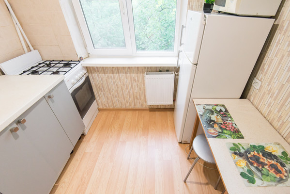 Продам трехкомнатную (3-комн.) квартиру, Коммунистический пр-кт, 2/3, Ростов-на-Дону г