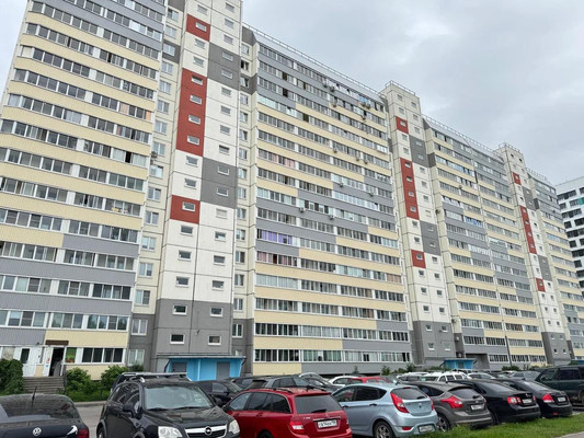 Продам двухкомнатную (2-комн.) квартиру, Квартальная ул, 2, Тельмана п