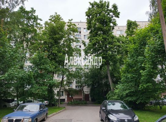 Продам однокомнатную (1-комн.) квартиру, Кондратьевский пр-кт, 79, Санкт-Петербург г