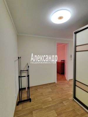 Продам двухкомнатную (2-комн.) квартиру, Союзный пр-кт, 10, Санкт-Петербург г
