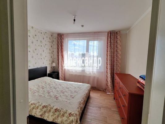 Продам двухкомнатную (2-комн.) квартиру, Союзный пр-кт, 10, Санкт-Петербург г