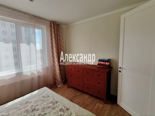 Продам двухкомнатную (2-комн.) квартиру, Союзный пр-кт, 10, Санкт-Петербург г