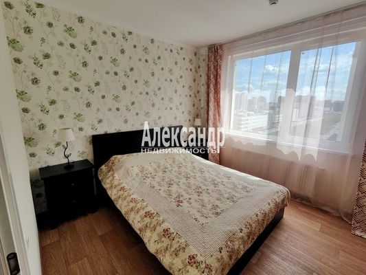 Продам двухкомнатную (2-комн.) квартиру, Союзный пр-кт, 10, Санкт-Петербург г