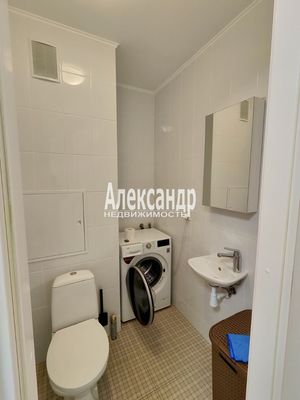 Продам двухкомнатную (2-комн.) квартиру, Союзный пр-кт, 10, Санкт-Петербург г
