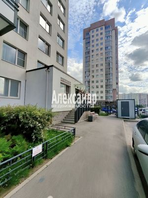 Продам двухкомнатную (2-комн.) квартиру, Союзный пр-кт, 10, Санкт-Петербург г