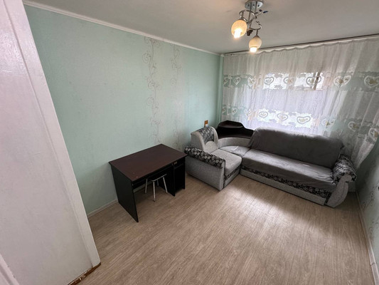 Продам трехкомнатную (3-комн.) квартиру, Аллея Труда ул, 57к3, Комсомольск-на-Амуре г