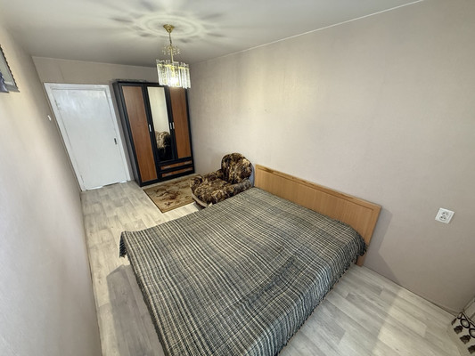 Продам трехкомнатную (3-комн.) квартиру, Аллея Труда ул, 57к3, Комсомольск-на-Амуре г