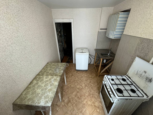Продам трехкомнатную (3-комн.) квартиру, Аллея Труда ул, 57к3, Комсомольск-на-Амуре г