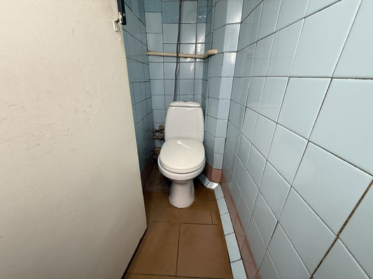 Продам трехкомнатную (3-комн.) квартиру, Аллея Труда ул, 57к3, Комсомольск-на-Амуре г