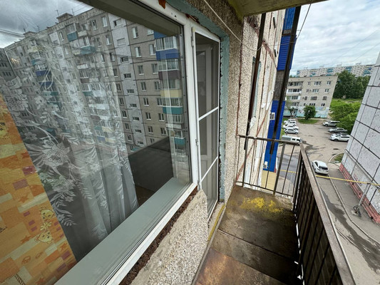 Продам трехкомнатную (3-комн.) квартиру, Аллея Труда ул, 57к3, Комсомольск-на-Амуре г
