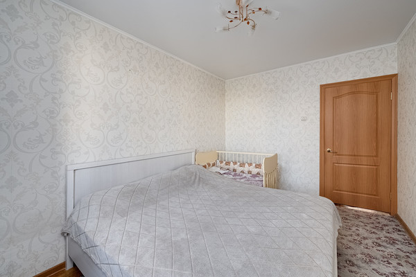 Продам двухкомнатную (2-комн.) квартиру, Рублевское ш, 18к1, Рублево п